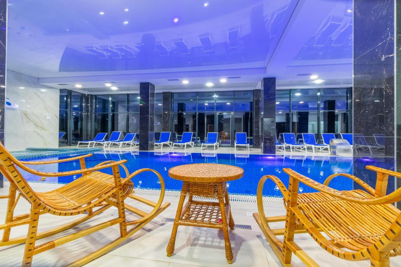 Elena Spa Resort Bukovel Exterior foto